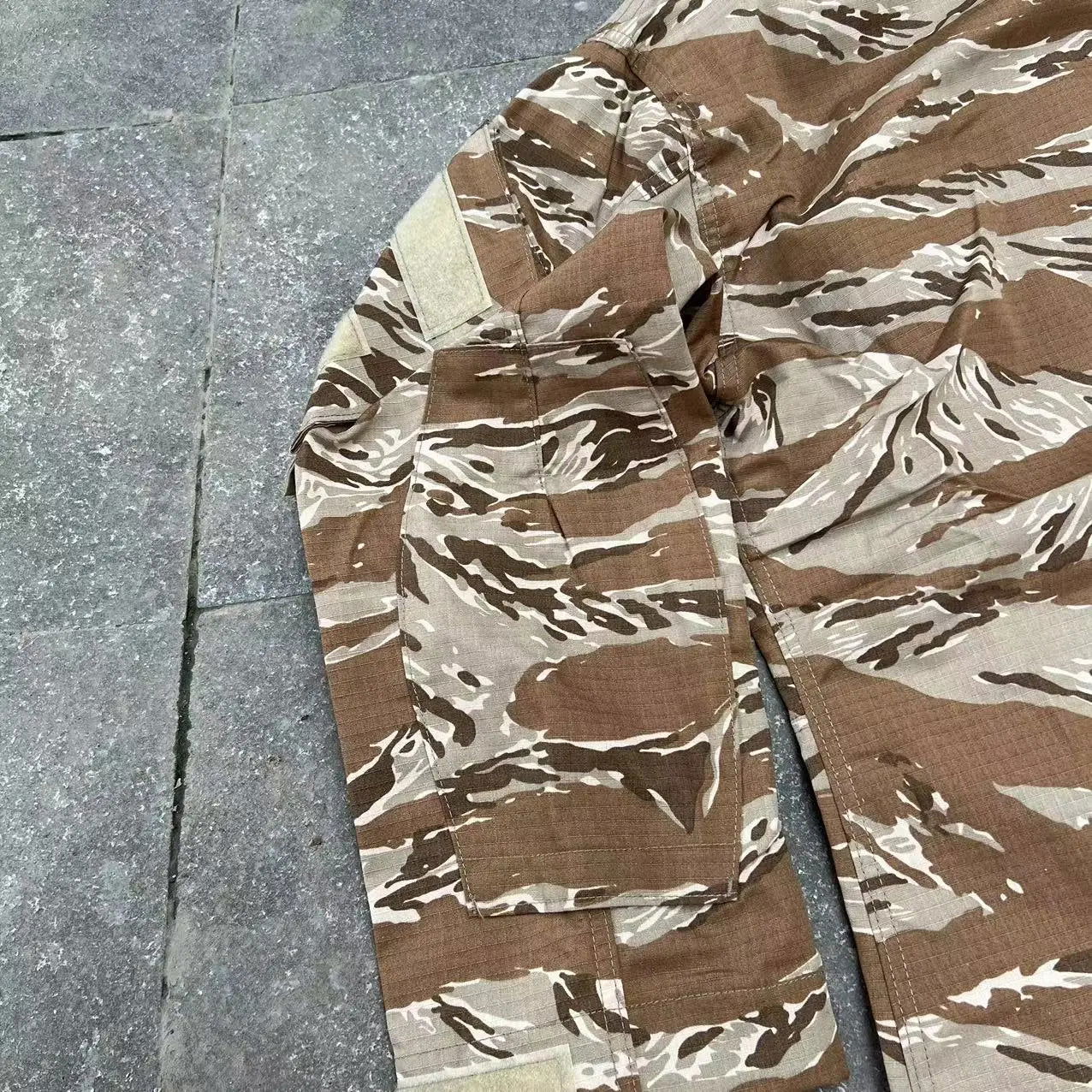 TacticalTom Chemise Treillis Tiger Stripe Desert - Loadout 
