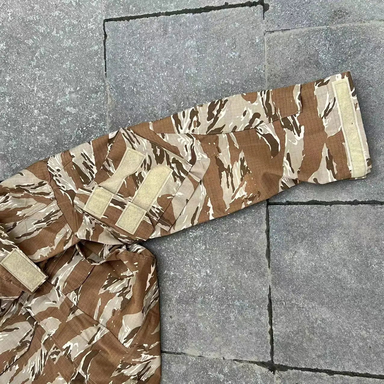 TacticalTom Chemise Treillis Tiger Stripe Desert - Loadout 